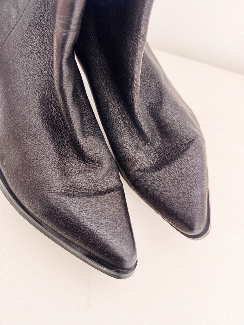 Bleecker & Bond Women's Black Leather Mid-Calf Block Heel Boots 7.5 - Picture 2 of 7